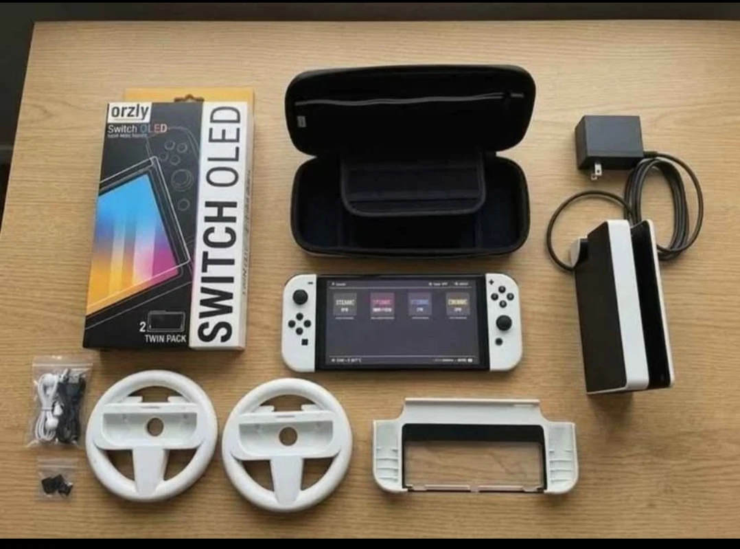 Nintendo Switch OLED White Bundle