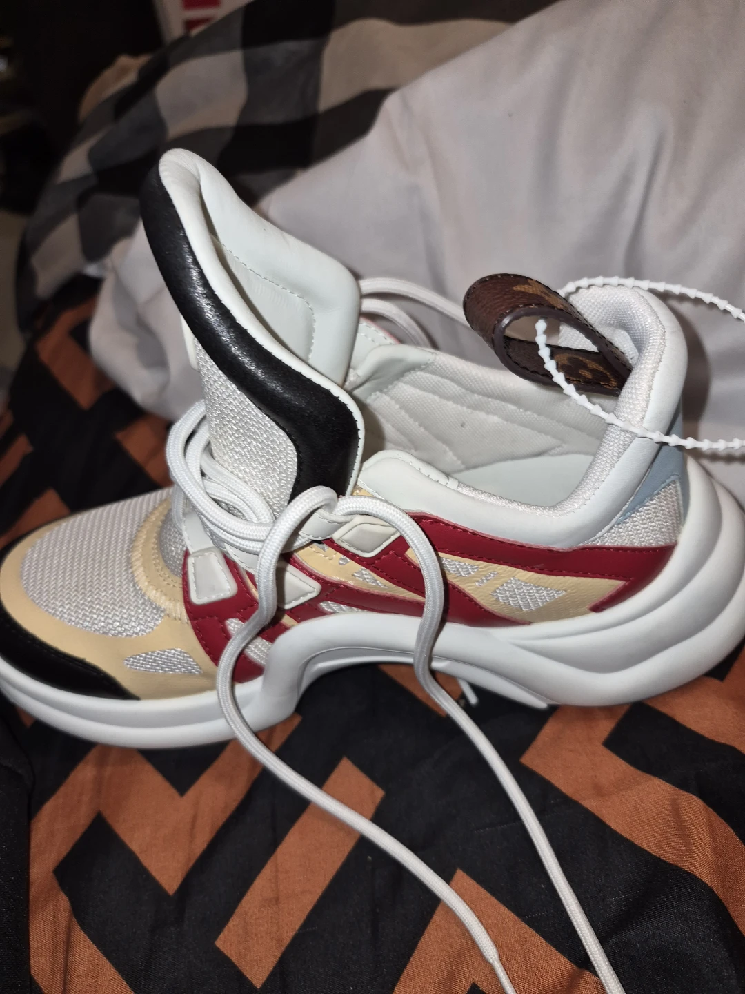 Louis Vuitton Sneakers - photo 3