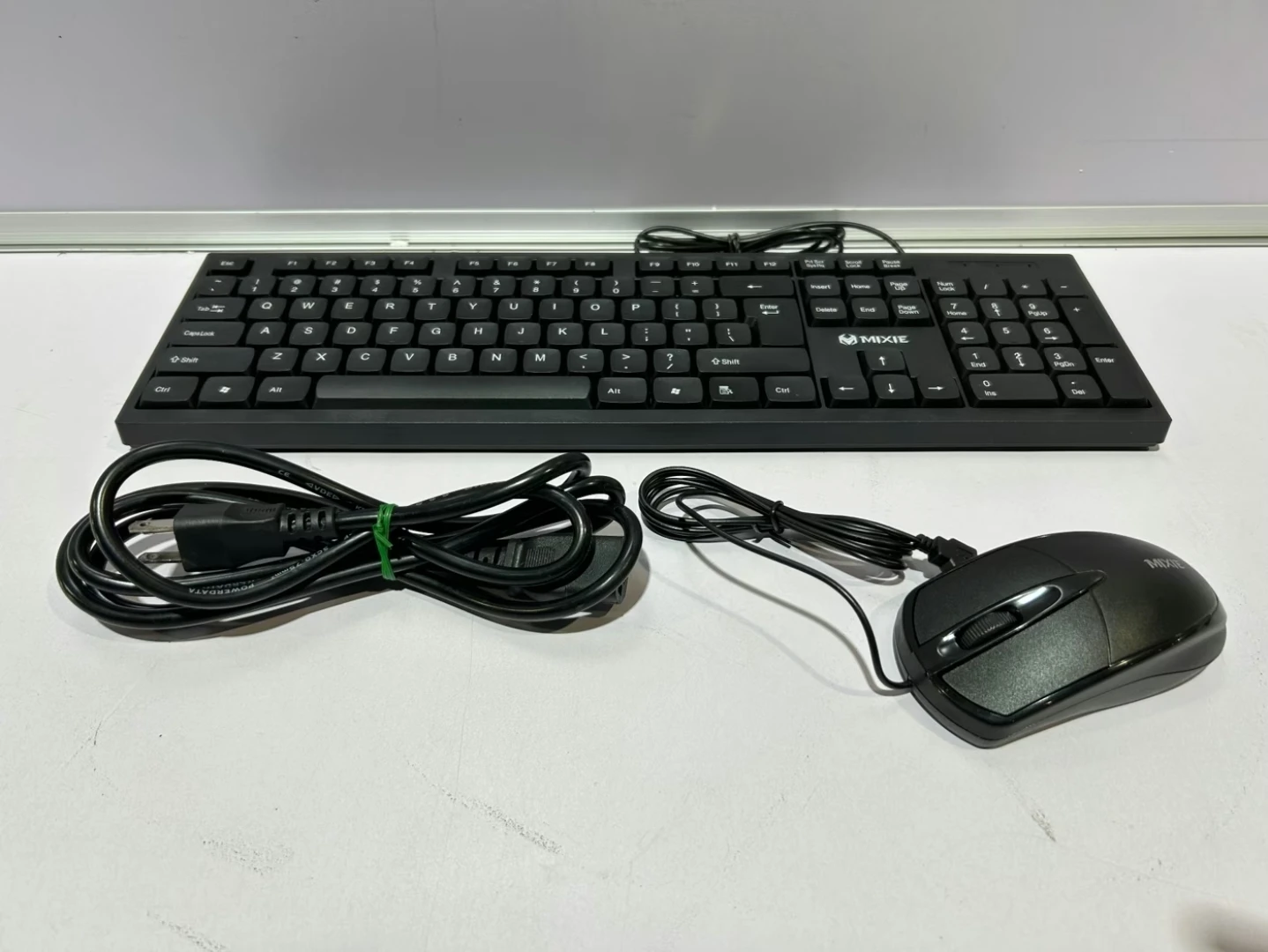 Lenovo ThinkCentre M Series Desktop Computer - photo 4