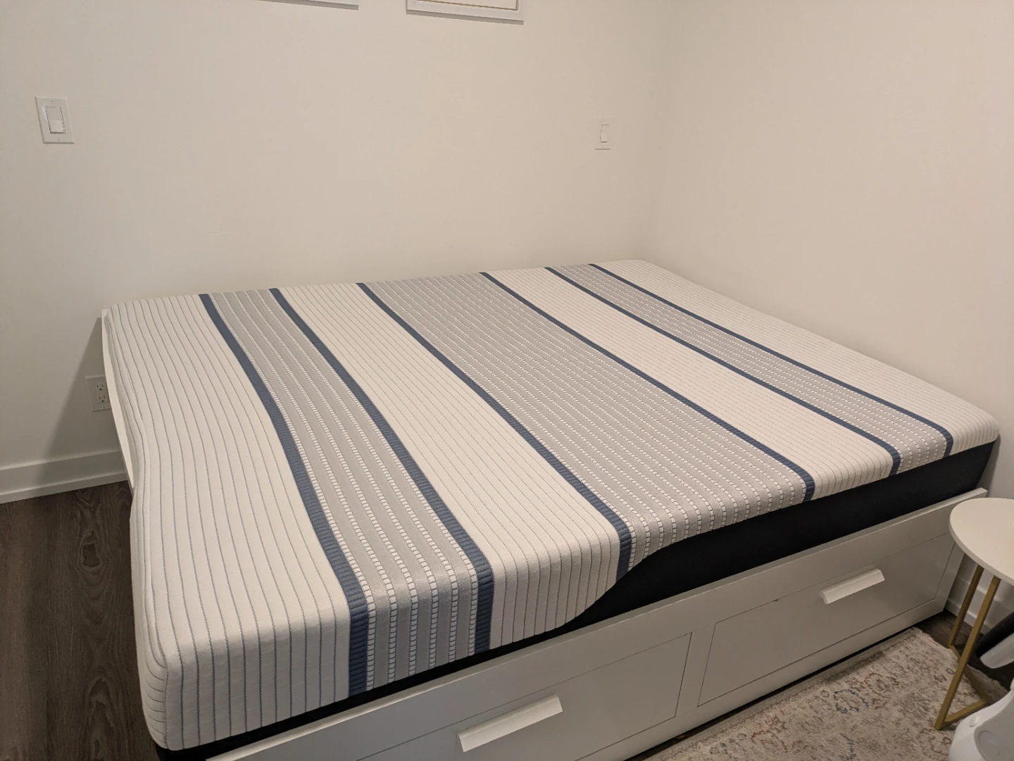 Queen Mattress - Serta iComfort TempActiv - photo 5