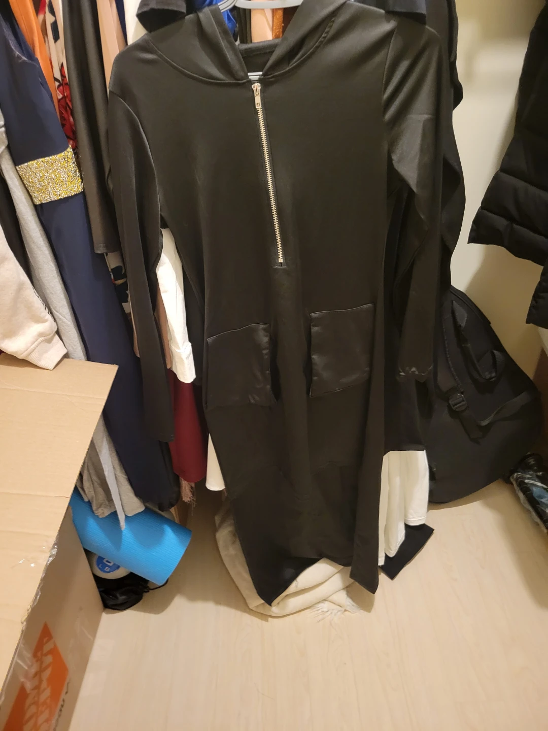 Black Hoodie Dress with Zipper and Pockets