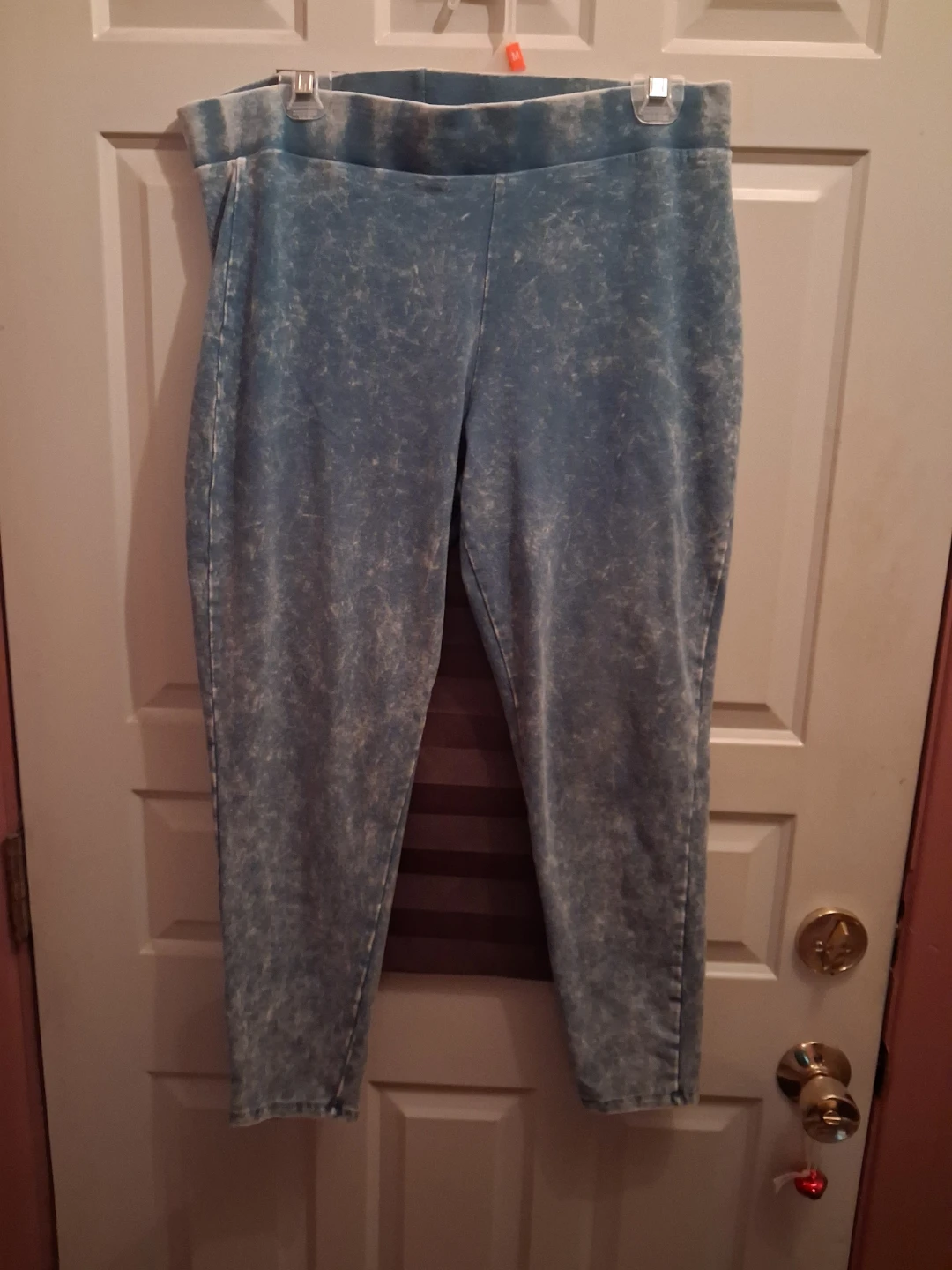 Women's Off-the-Shoulder Top and Leggings Set - photo 3