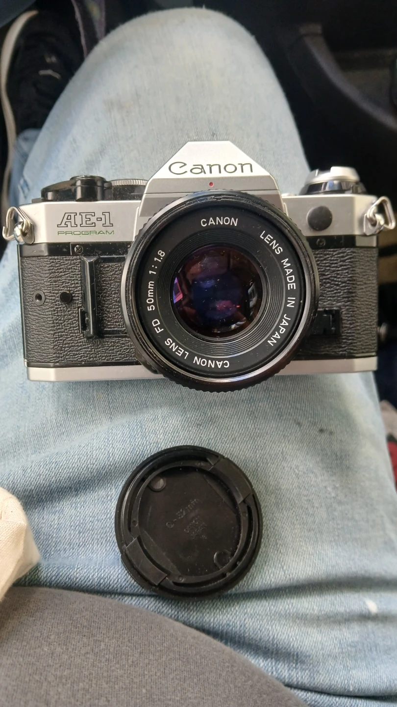 Canon AE-1 Program 35mm Film Camera with 50mm f/1.8 Lens - photo 2