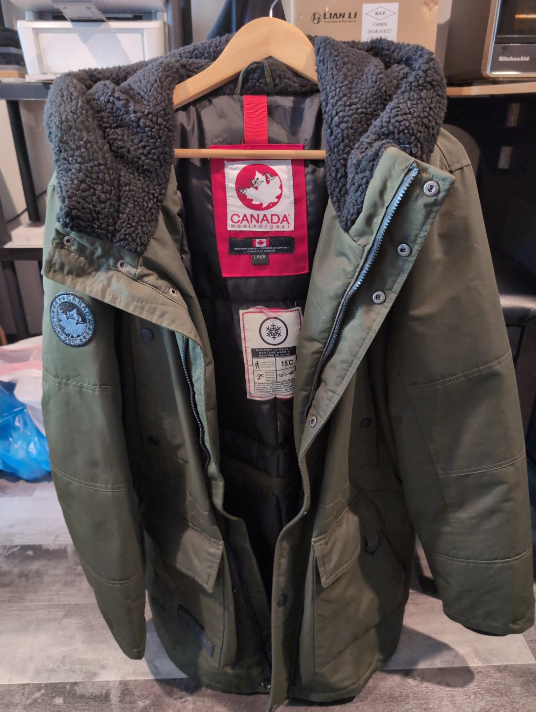 Canada Weathergear Men's Winter Parka - L/G