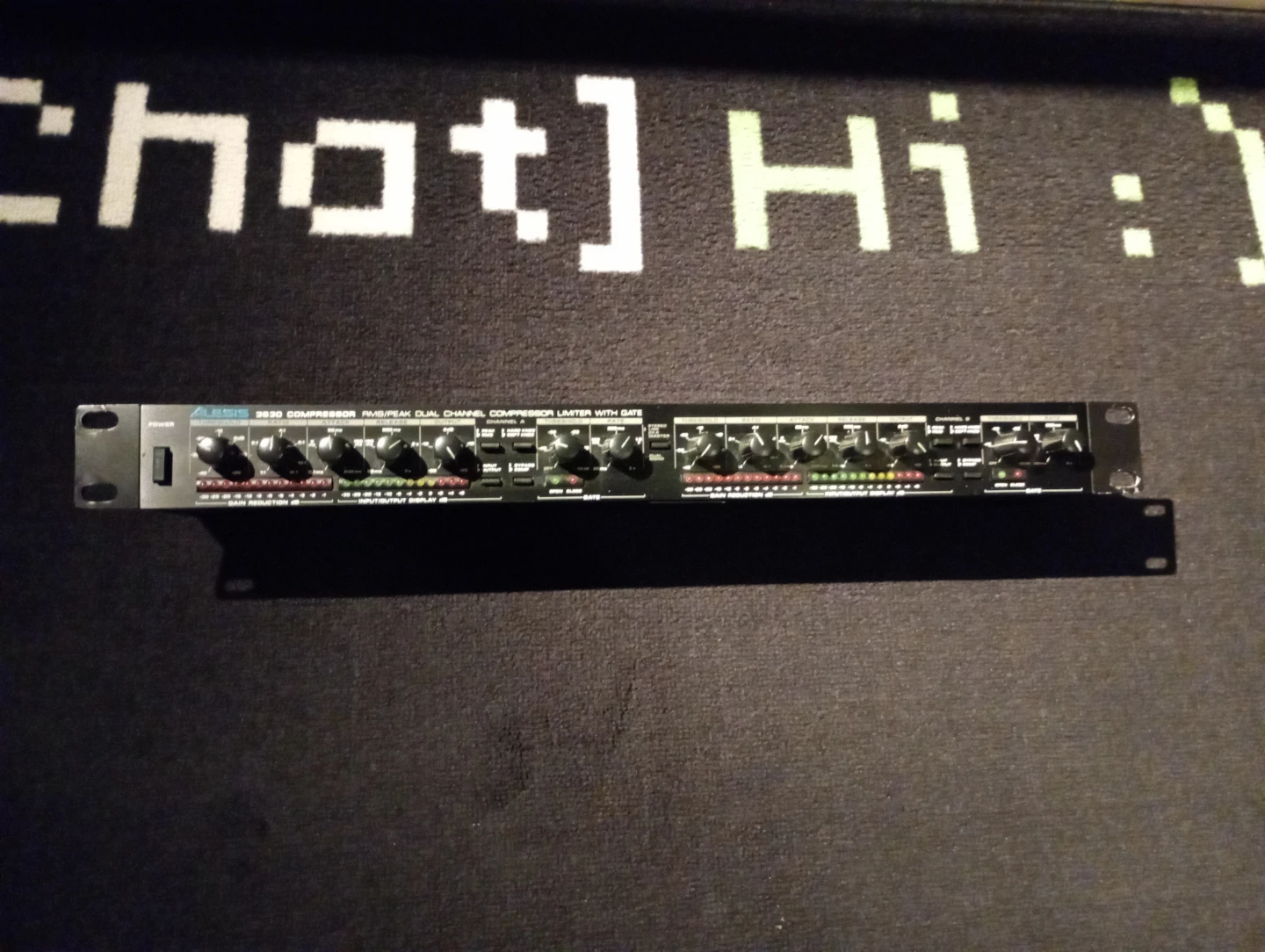 Alesis 3630 Dual Channel Compressor Limiter with Gate