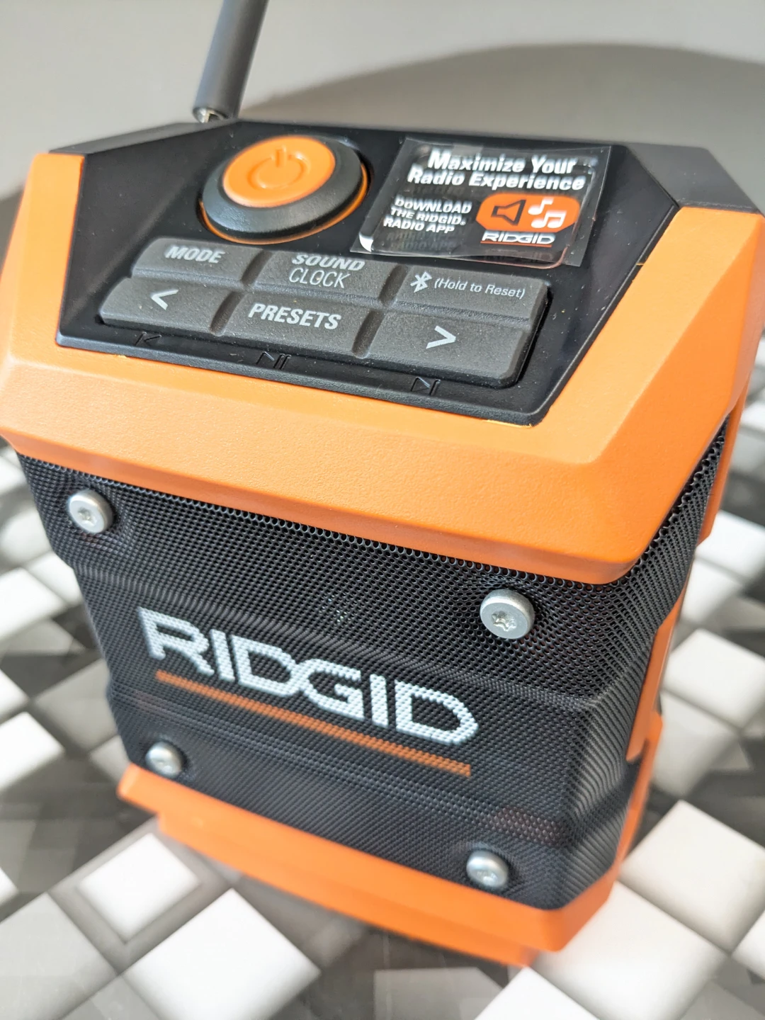 18V Ridgid Cordless Bluetooth Portable Radio Speaker - photo 4