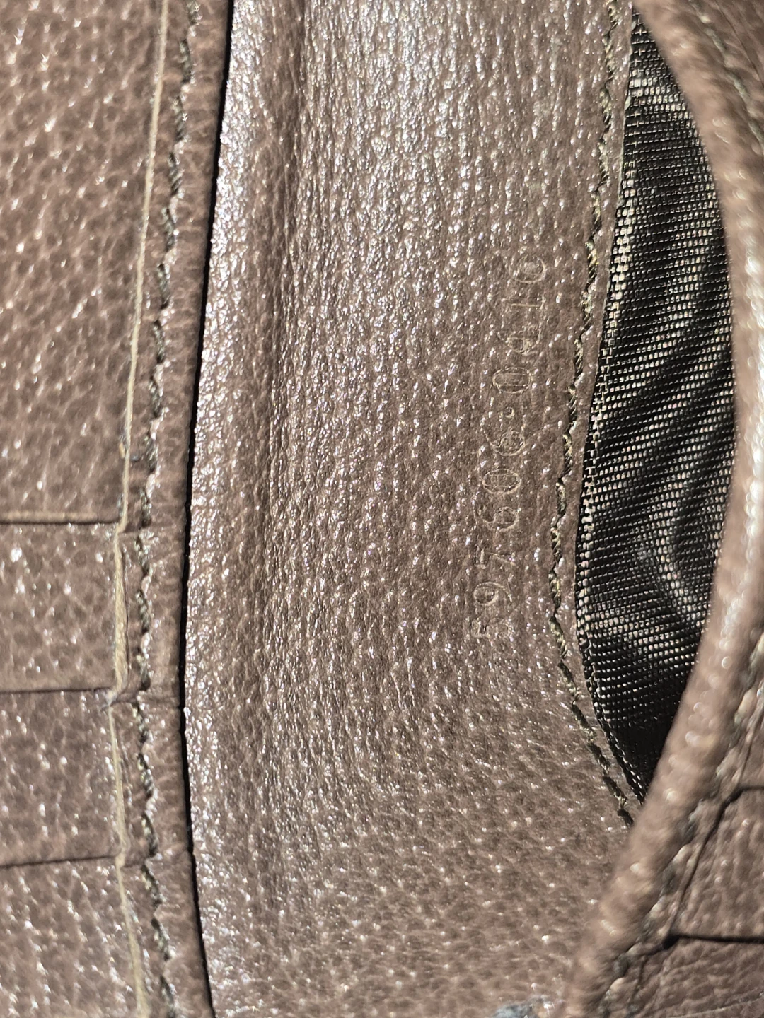 Gucci Bi-fold Wallet - photo 4