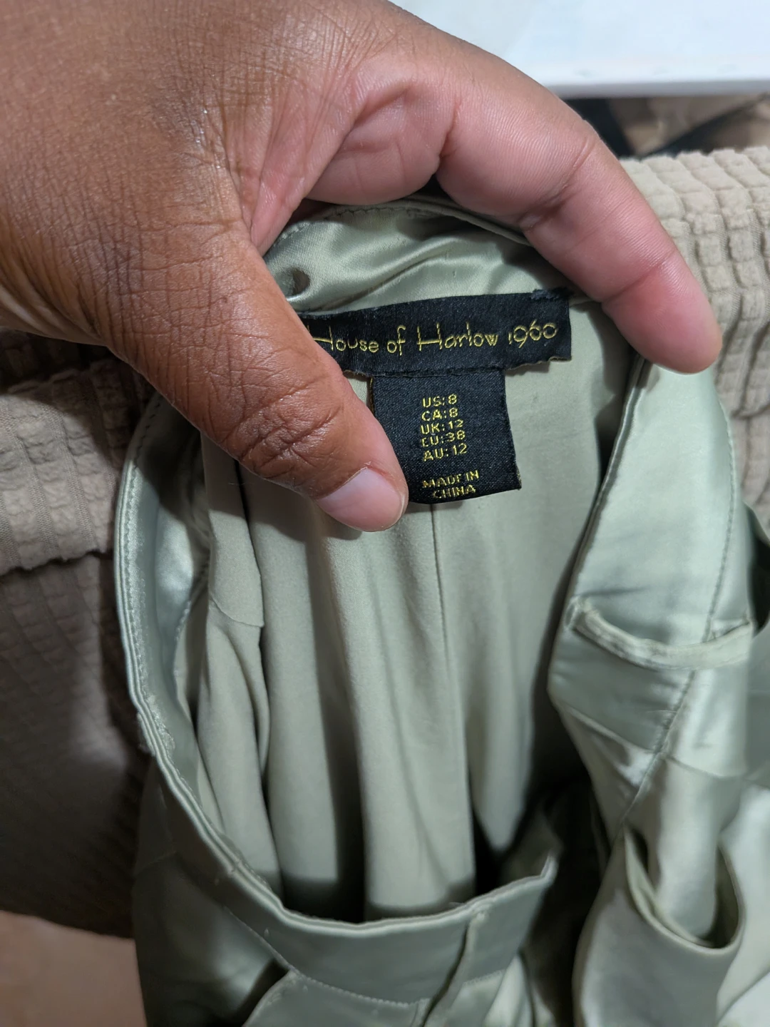 House of Harlow 1960 Sage Green Satin Cargo Pants - photo 2