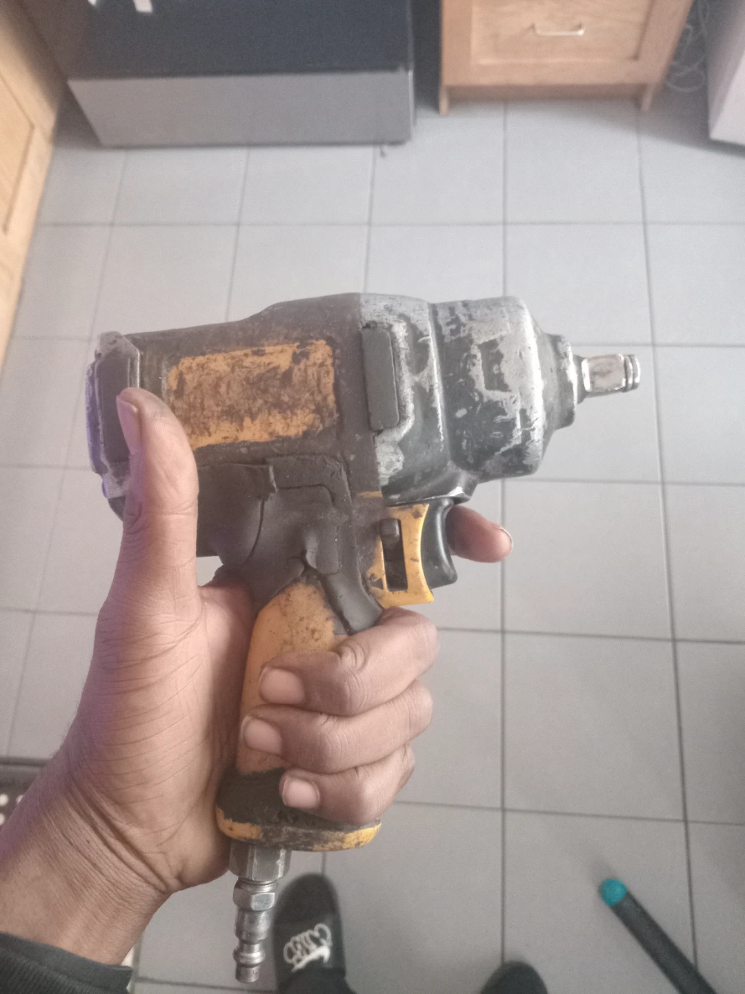 Dewalt Pneumatic impact wrench