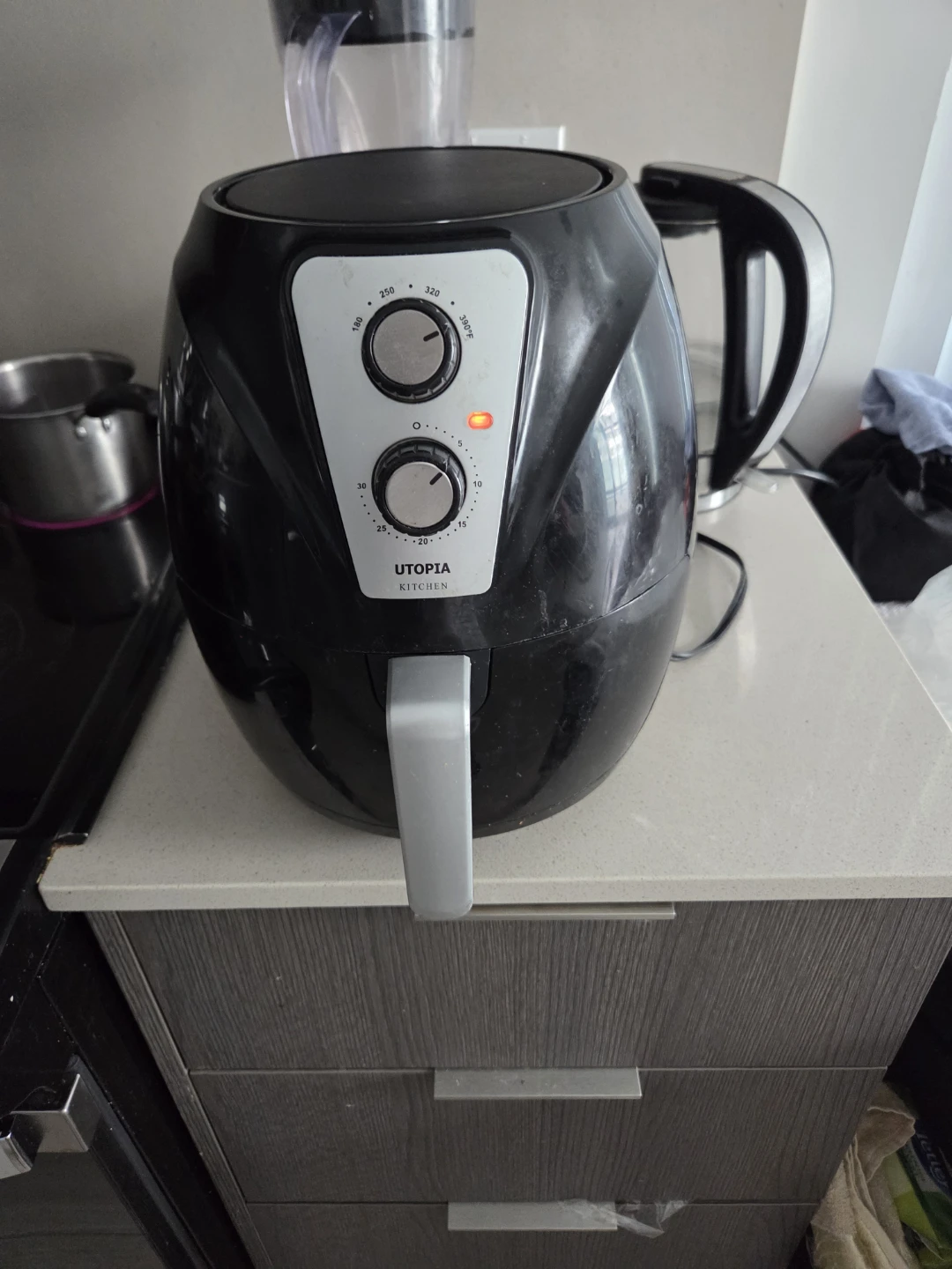 Utopia Kitchen Air Fryer - photo 2
