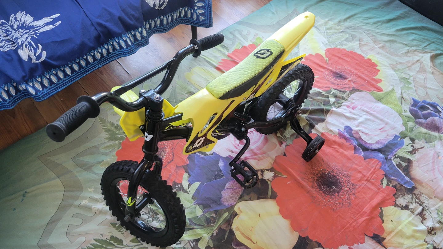 Hyper Bicycles 12" Motobike for Kids, Yellow - photo 2