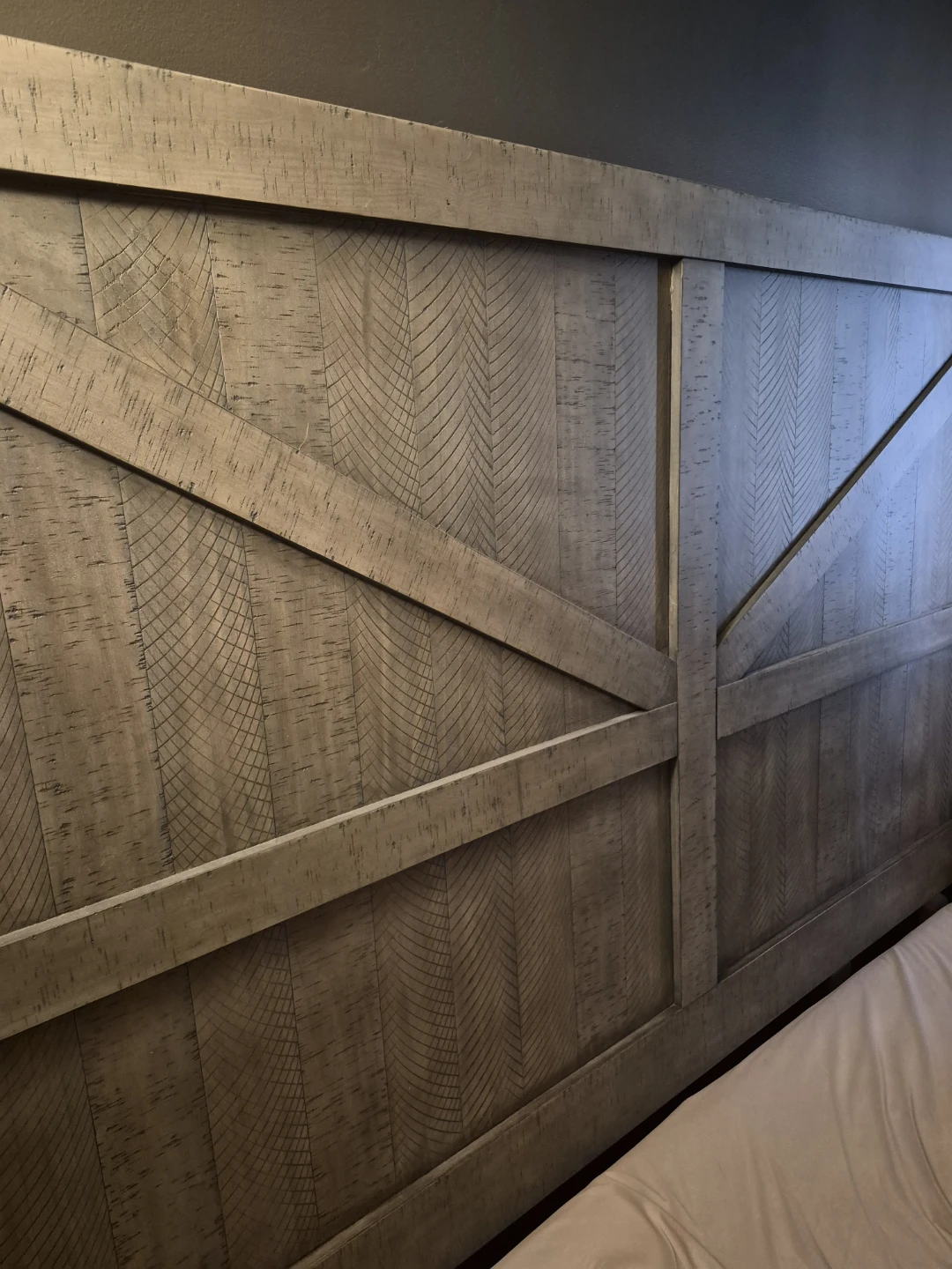 **beautiful King size bedroom set - photo 5