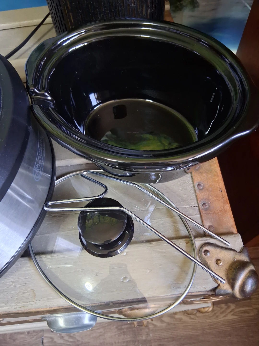 Brand new TRU 3-Pot Slow Cooker - photo 3