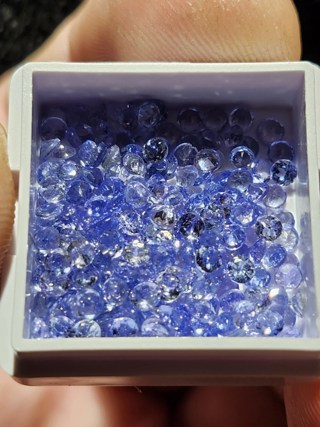 Natural Tanzanite gemstones - photo 2