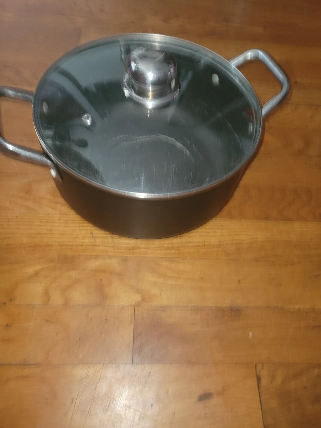 Black Pot with Glass Lid
