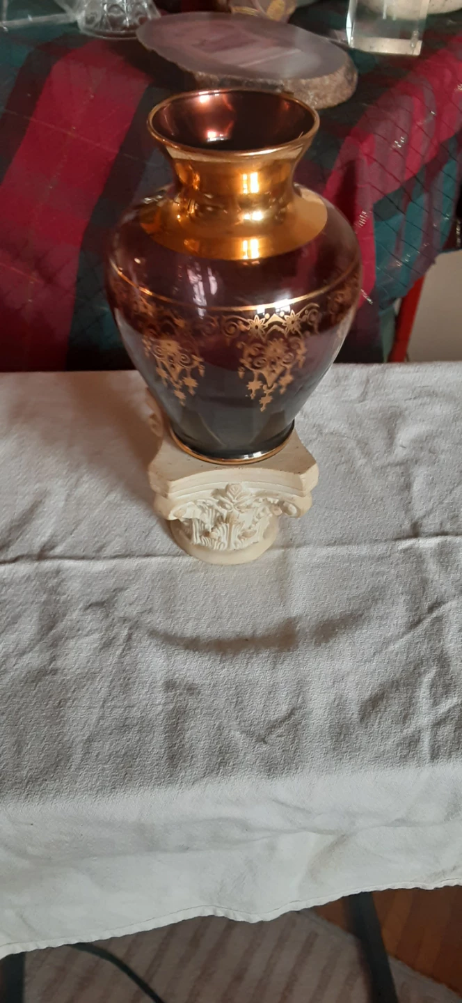 Decorative Vase with Gold Trim and base stand