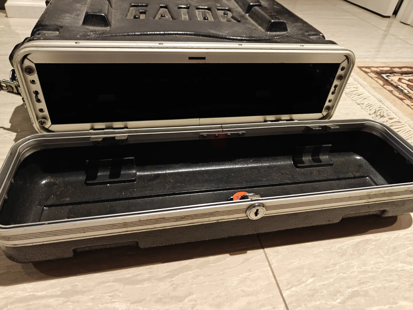 Gator 2U shallow rack case - photo 3