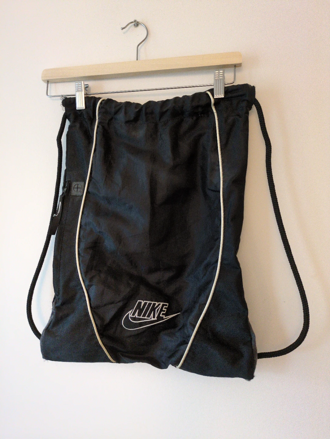Vintage Nike drawstring gymbag