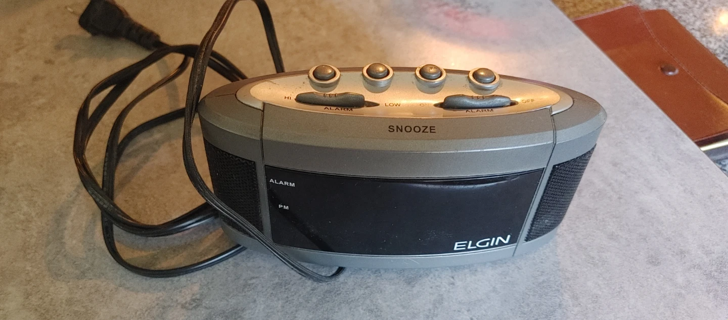 Elgin Alarm Clock Radio