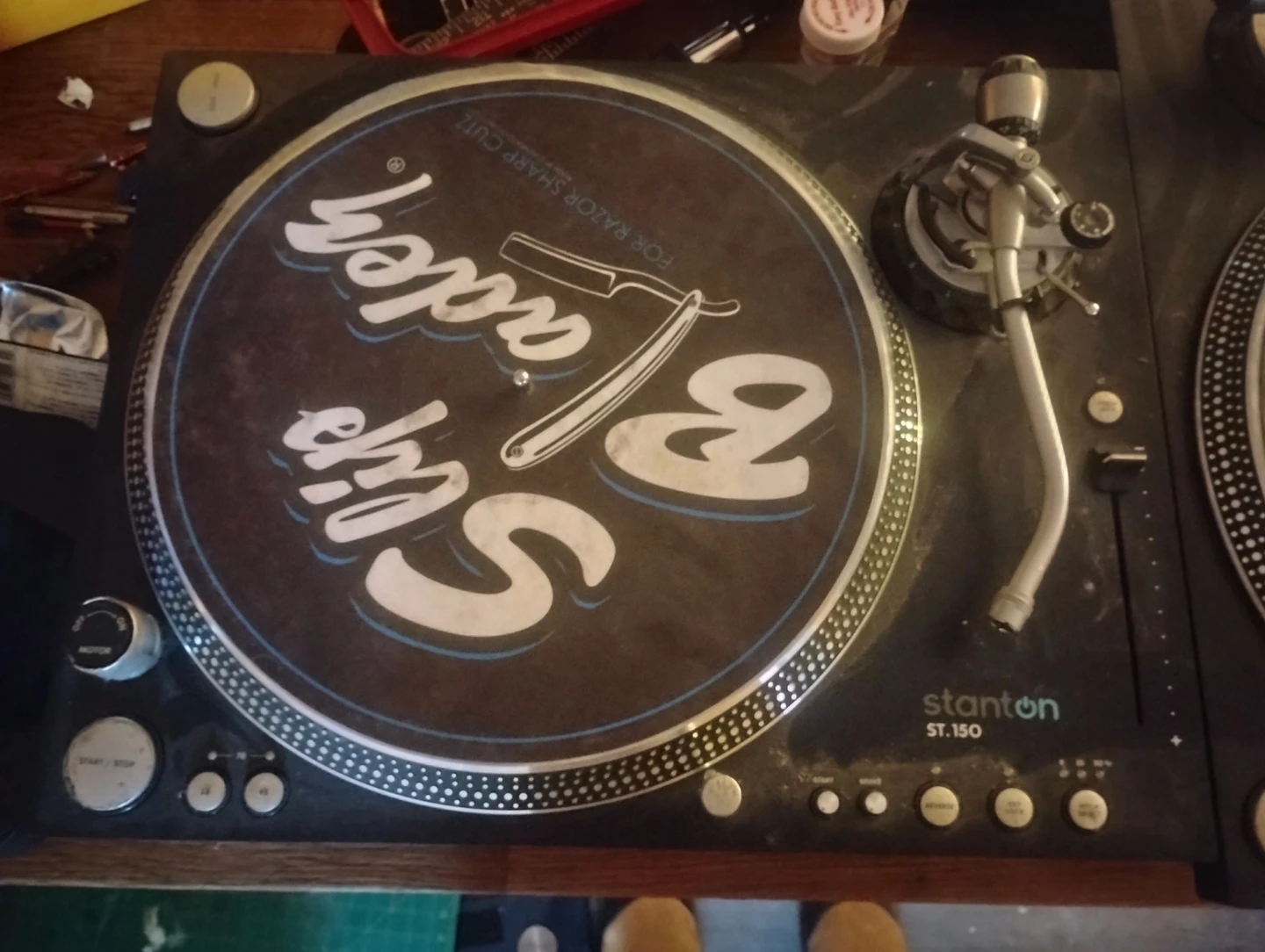 Dj