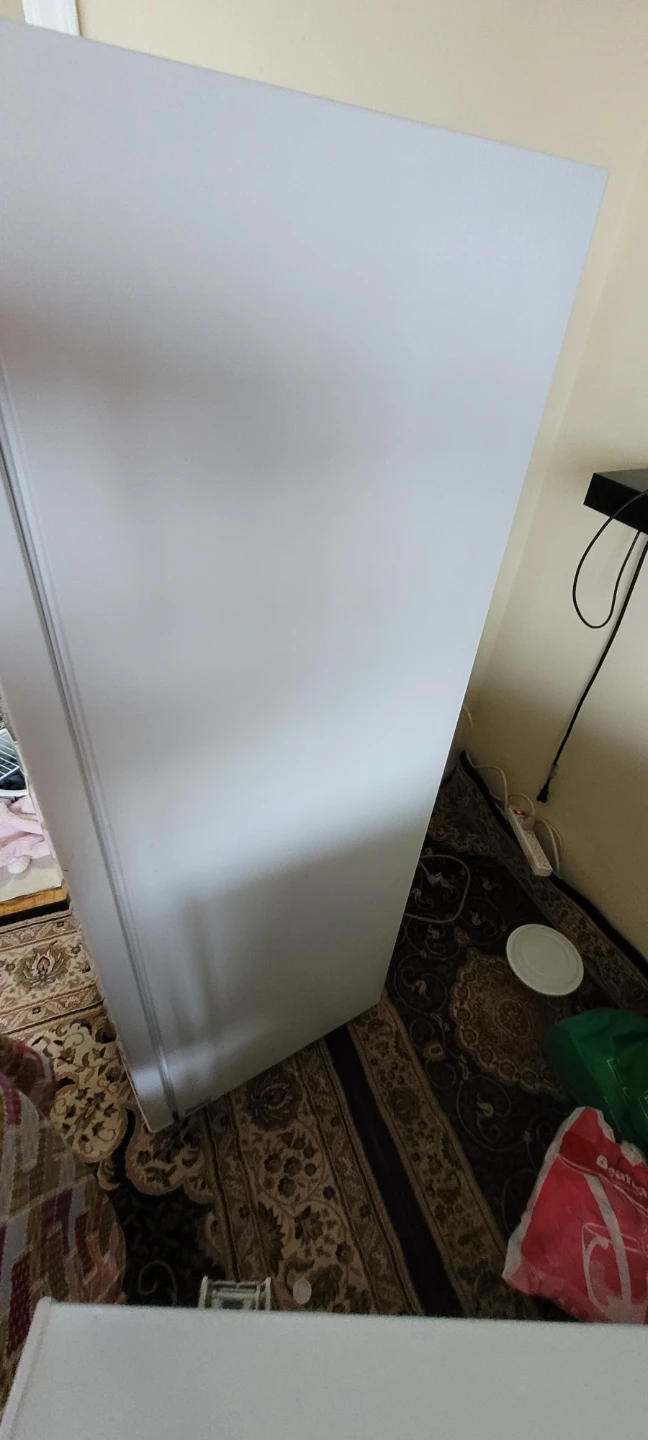 Midea White Upright Freezer - photo 5