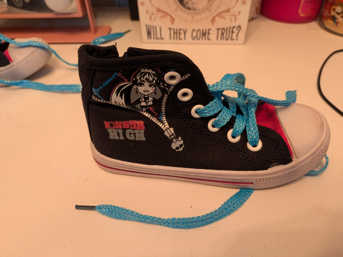 Monster High Kids High-Top Shoes - photo 2