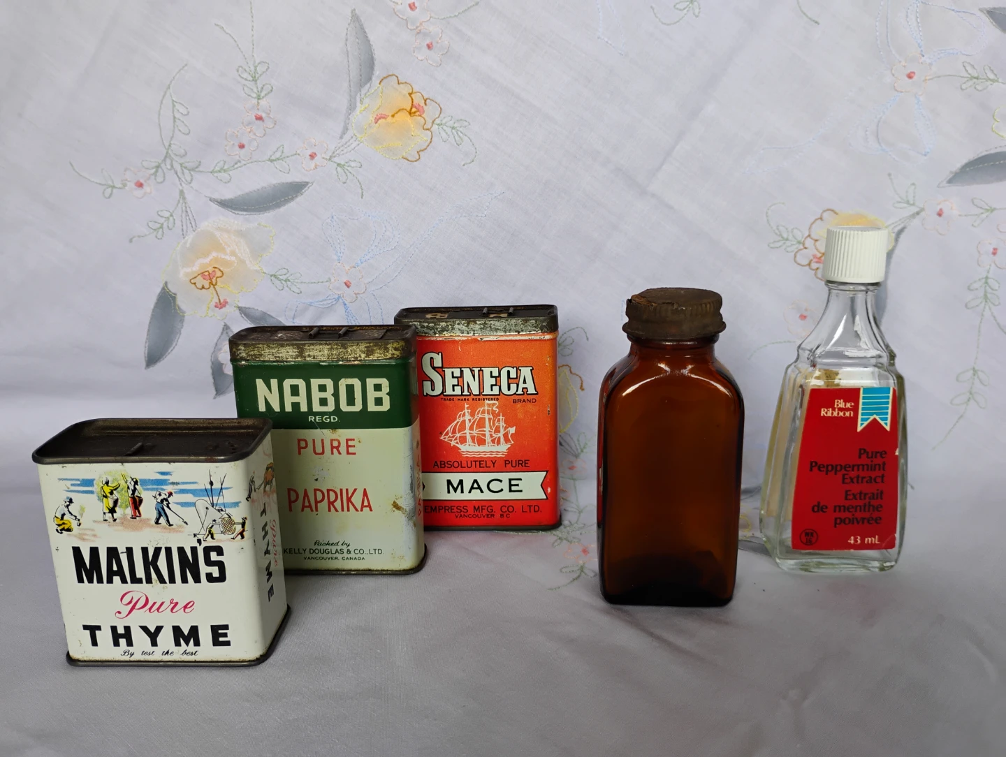 Vintage kitchen spice containers
