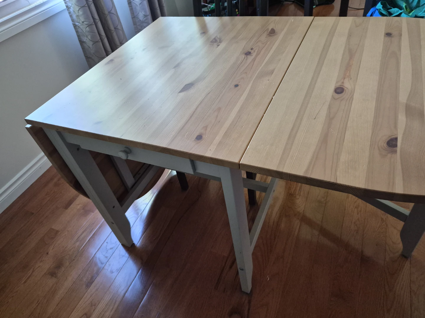 Extendable Drop Leaf Table Solid Pine