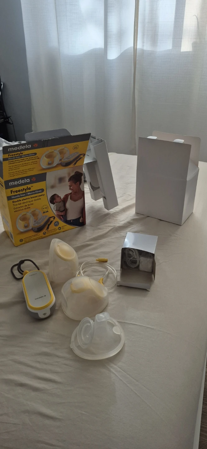 Medela Freestyle Double Electric Breast Pump - photo 3