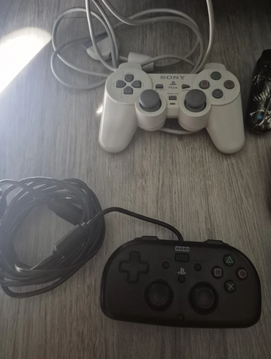 Sony PlayStation Controllers & Hori Controller - photo 3