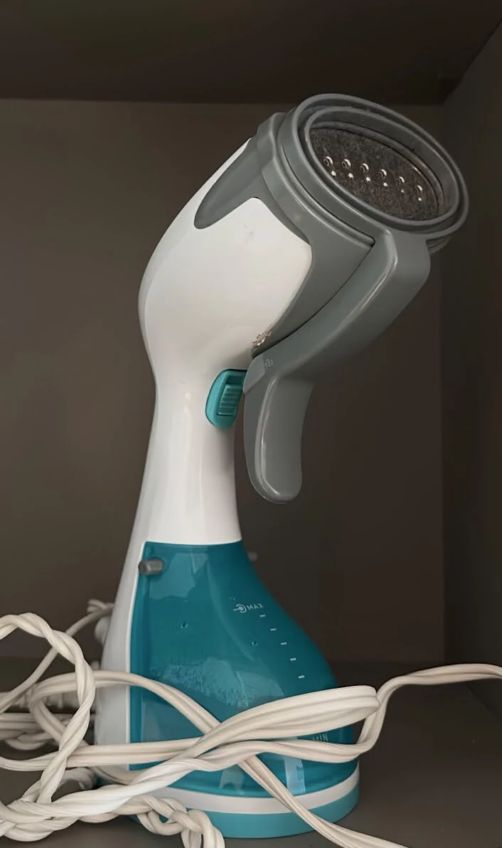 Handheld Clothes Steamer