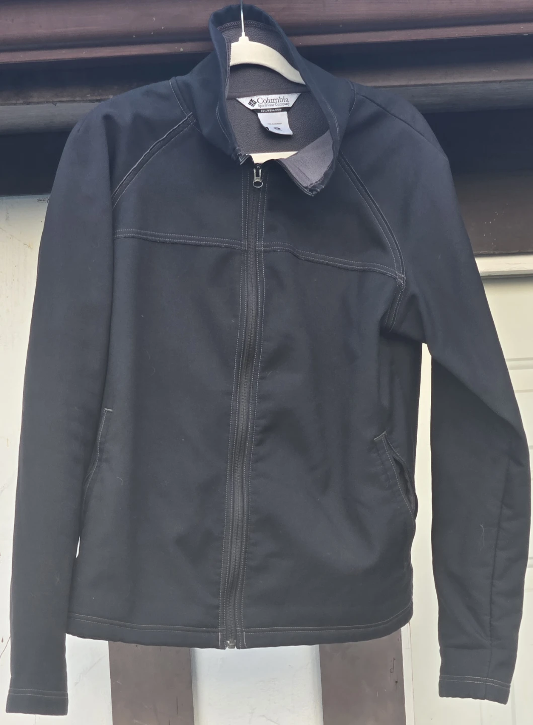 Columbia Women's Softshell Fleece-Lined Jacket.  XL.