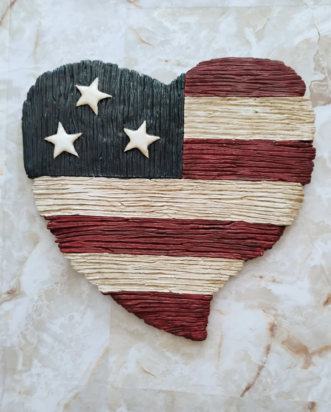 SET OF 3 PATRIOTIC HEART-SHAPED STEPPING STONES - photo 2