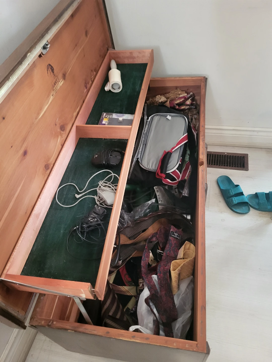 Lane Cedar Chest - photo 5