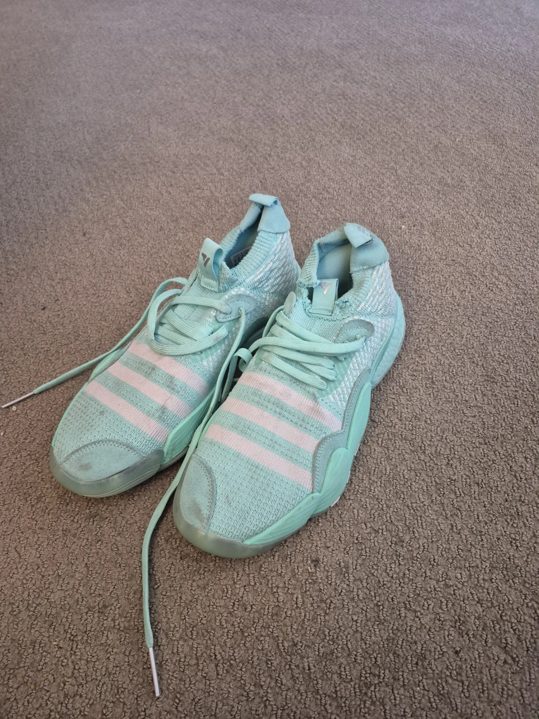 Adidas Running Shoes Young 2 - Never used next to new - photo 2