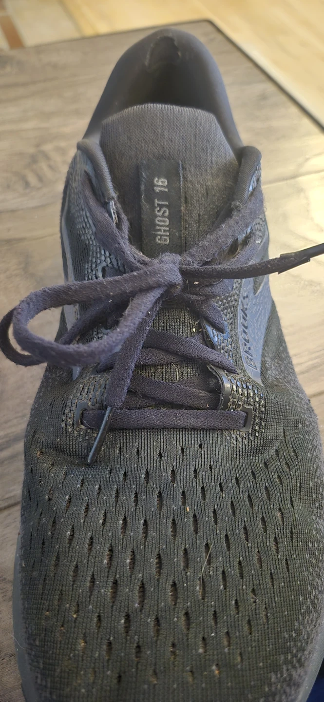 Brooks Ghost 16 Running Shoes - Size 11