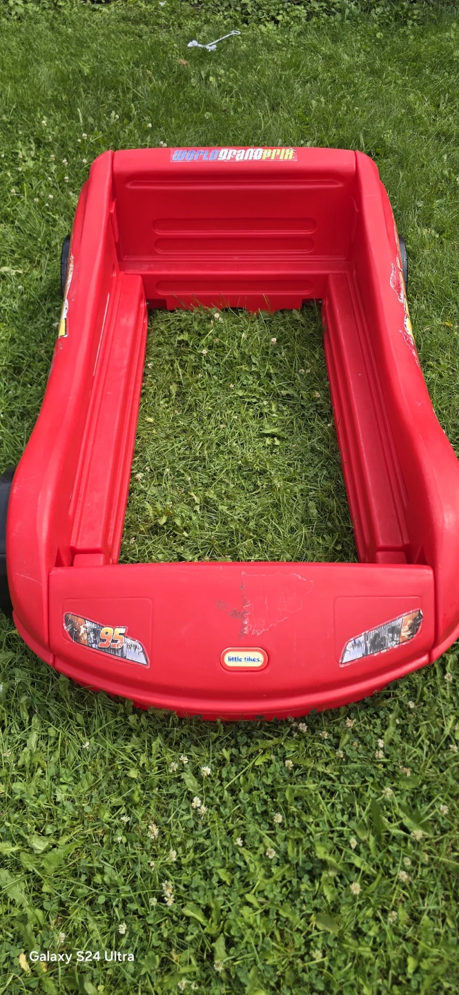 Little Tikes Lightning McQueen Car Bed Frame - photo 4