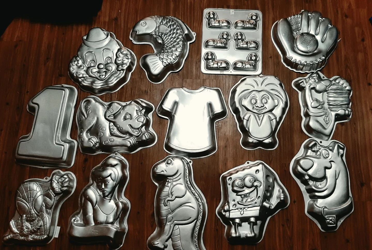 Assorted Cake Pans - Kids Characters & Numbers