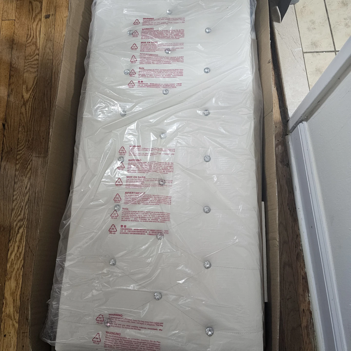 Queen Size Upholstered Bed Frame with LED - photo 3