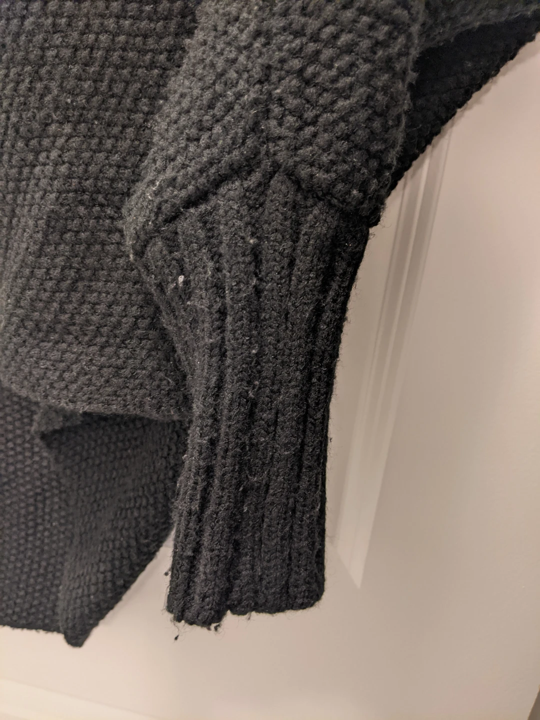 BCBGMAXAZRIA Black Popcorn Knit Cocoon Cardigan - photo 4