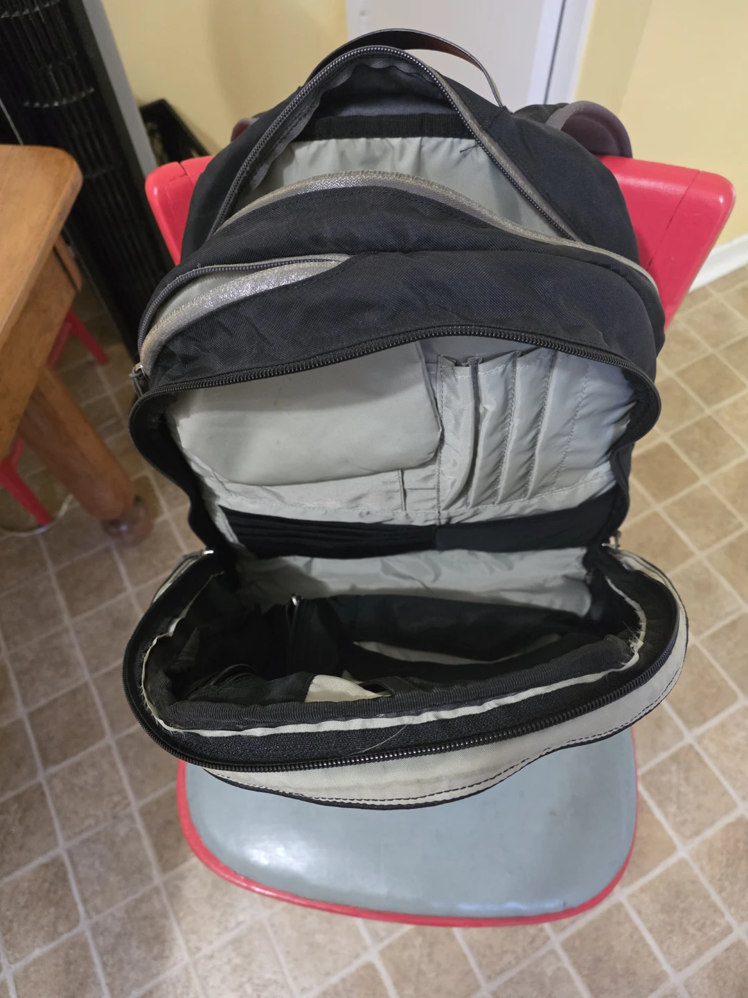 MEC laptop backpack - photo 3