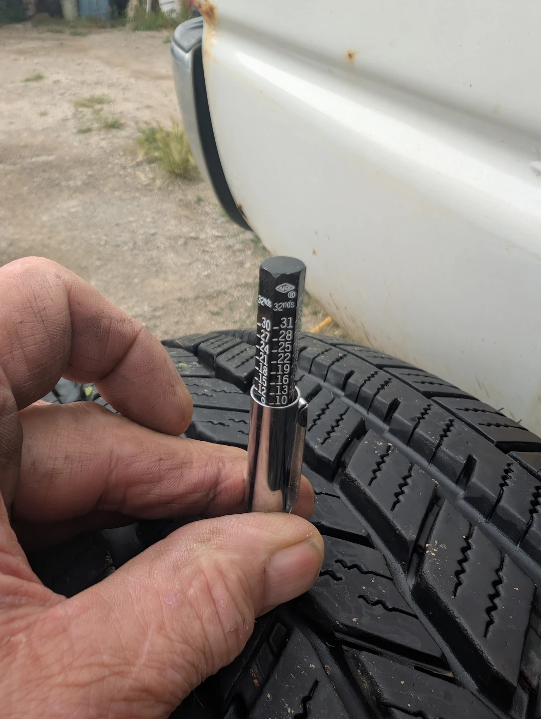 1 only Jeep tire and rim - photo 3
