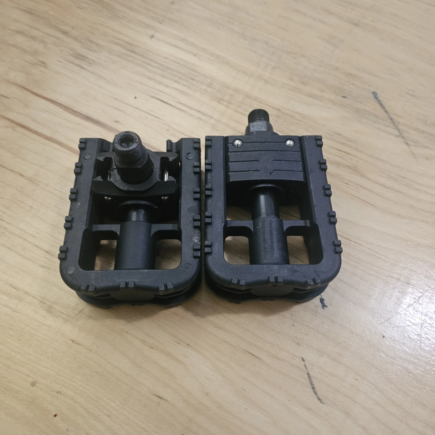 Foldable Black Plastic Bike Pedals for e-bike or bicycle