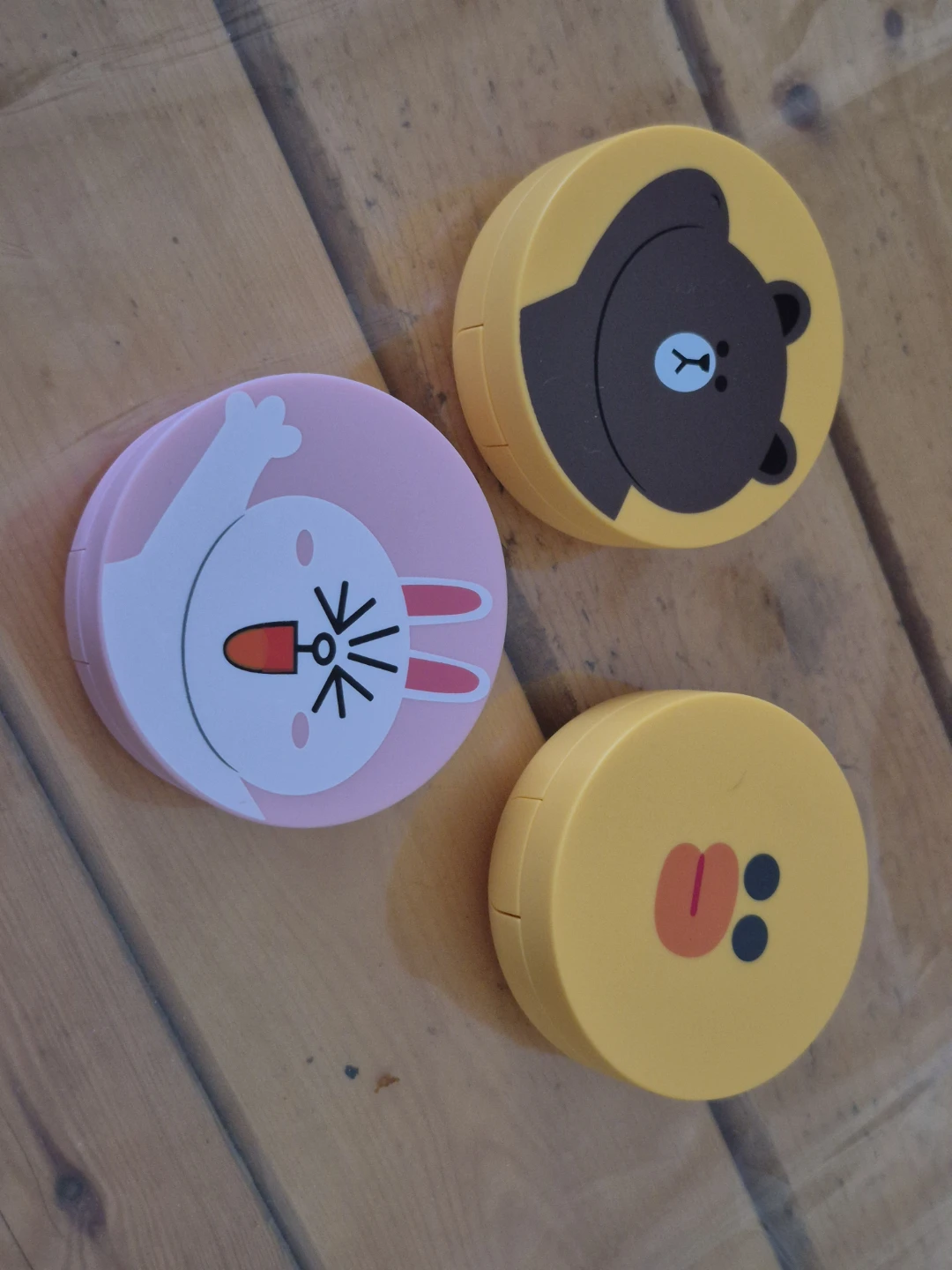 Set of 16 Line Friends Compact Cases with Mirror and Puff