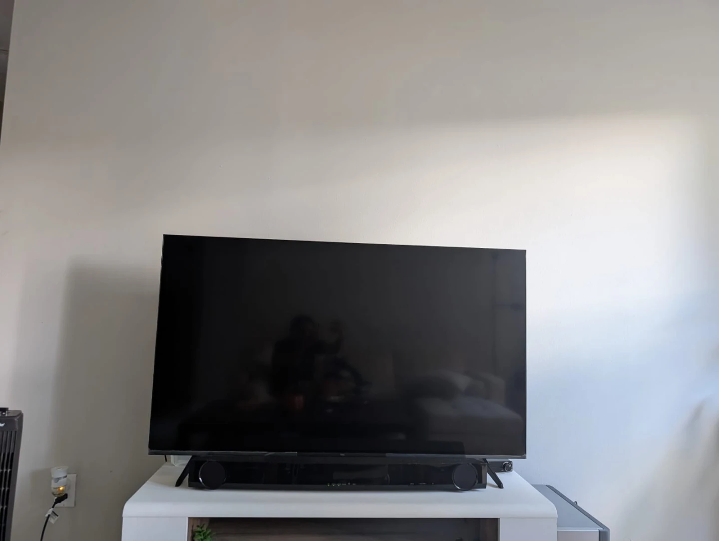 55" TCL Premium QD Mini-LED TV QM5K - photo 4