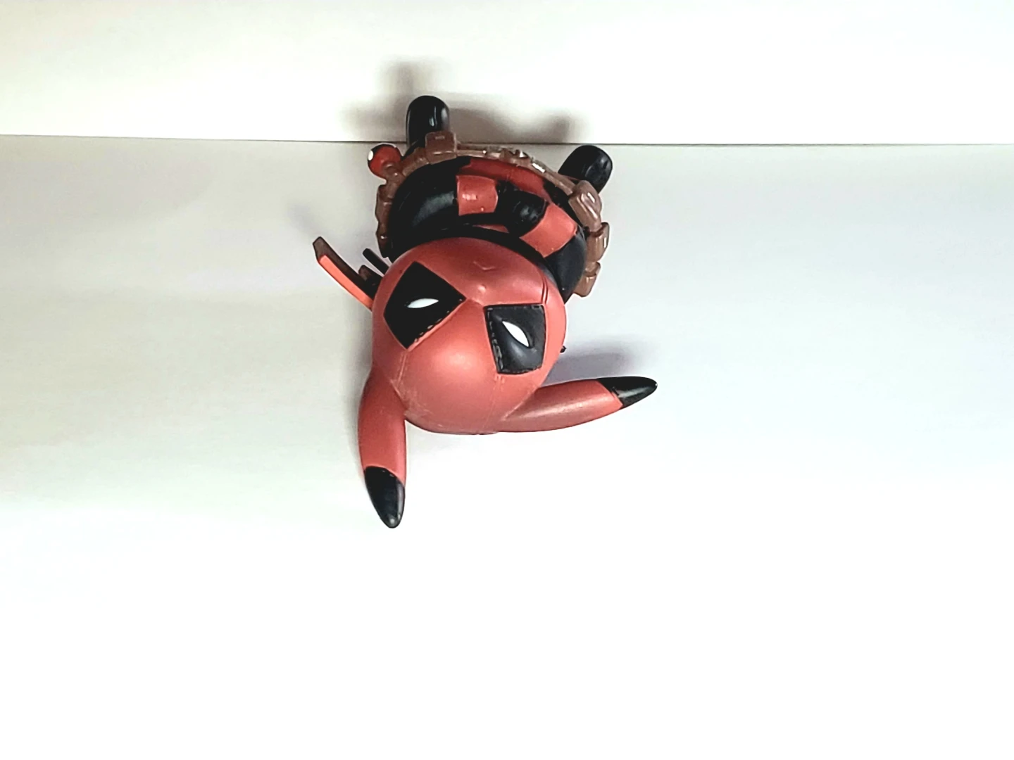 Marvel x Pokémon Deadpool Pikachu Action Figure - photo 4
