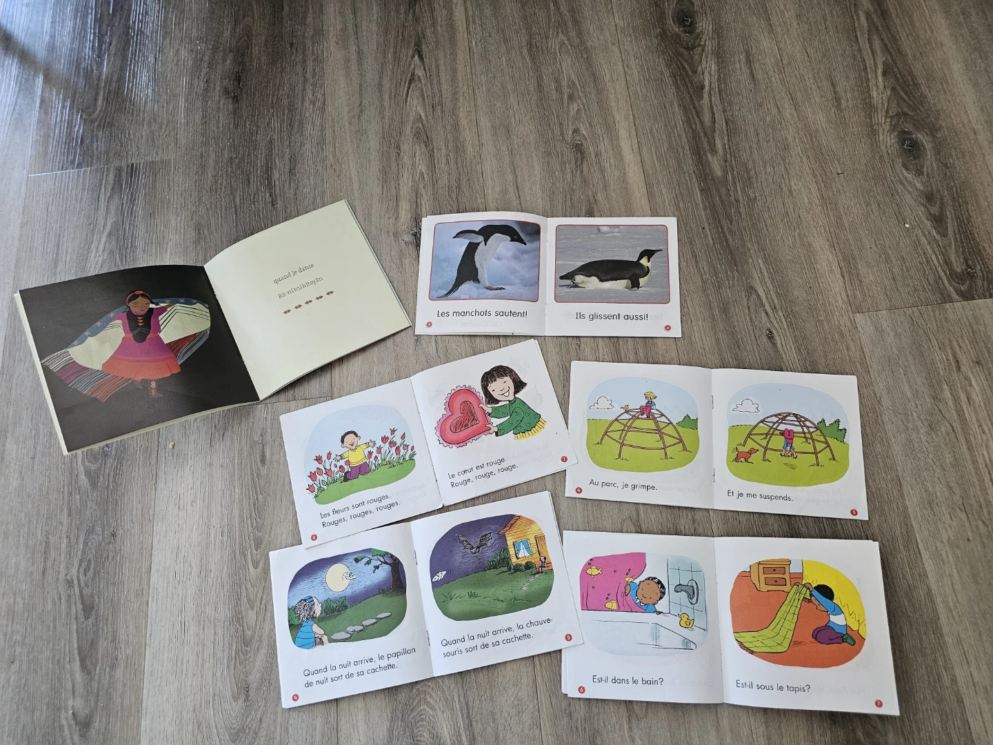 Scholastic Mes Premiers Petits Livres French Children's Books - photo 3