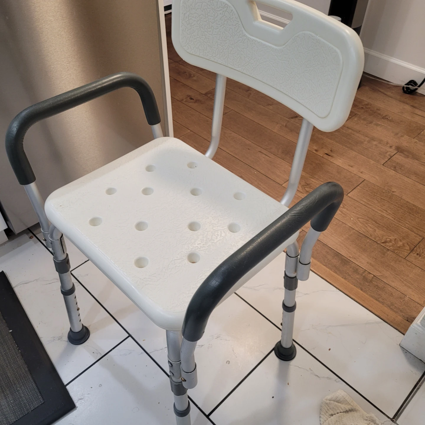 QULITY Shower Chair with Back AND ARMSand Arms - photo 2