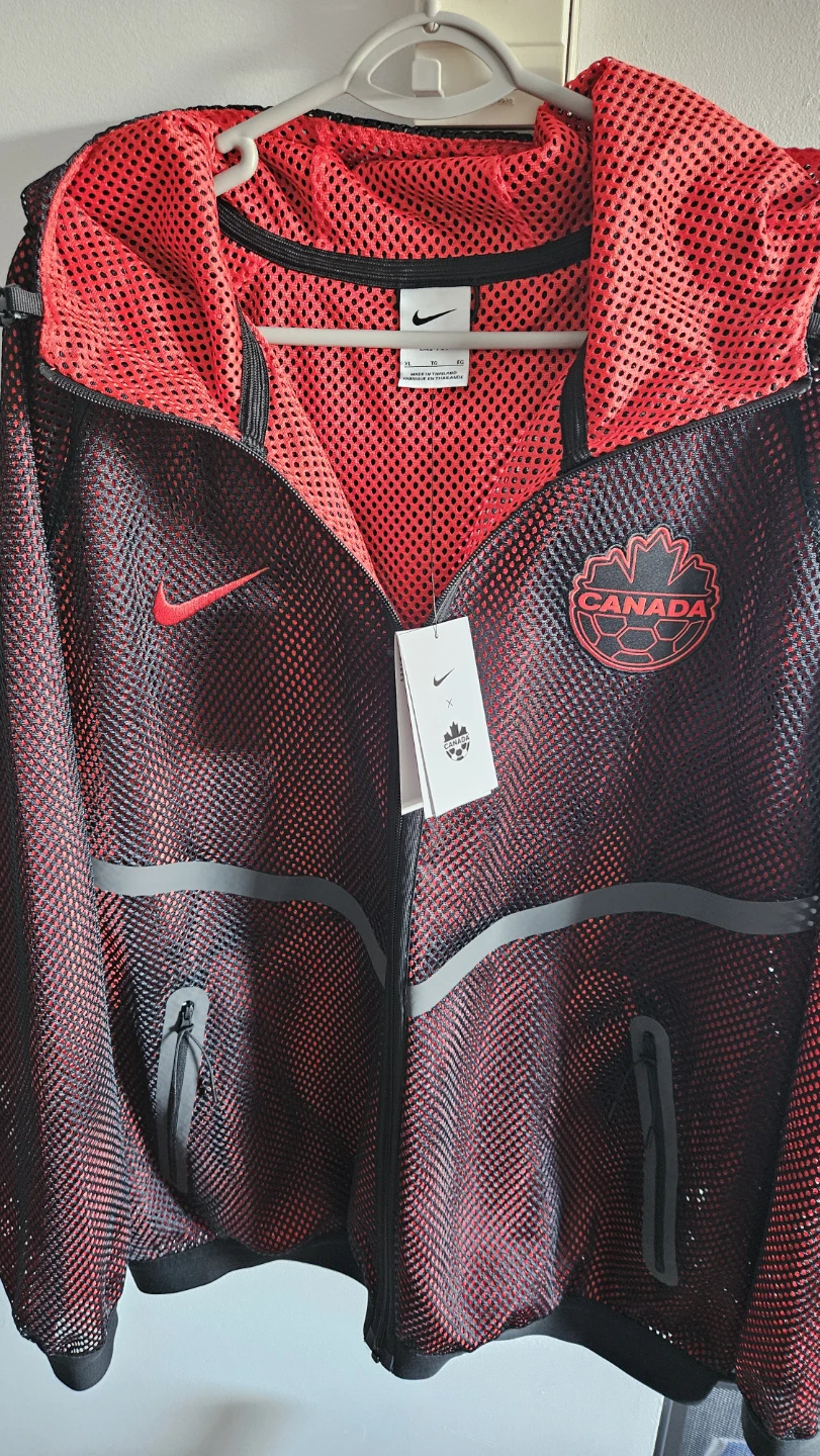Nike Team Canada Soccer Anthem Jacket