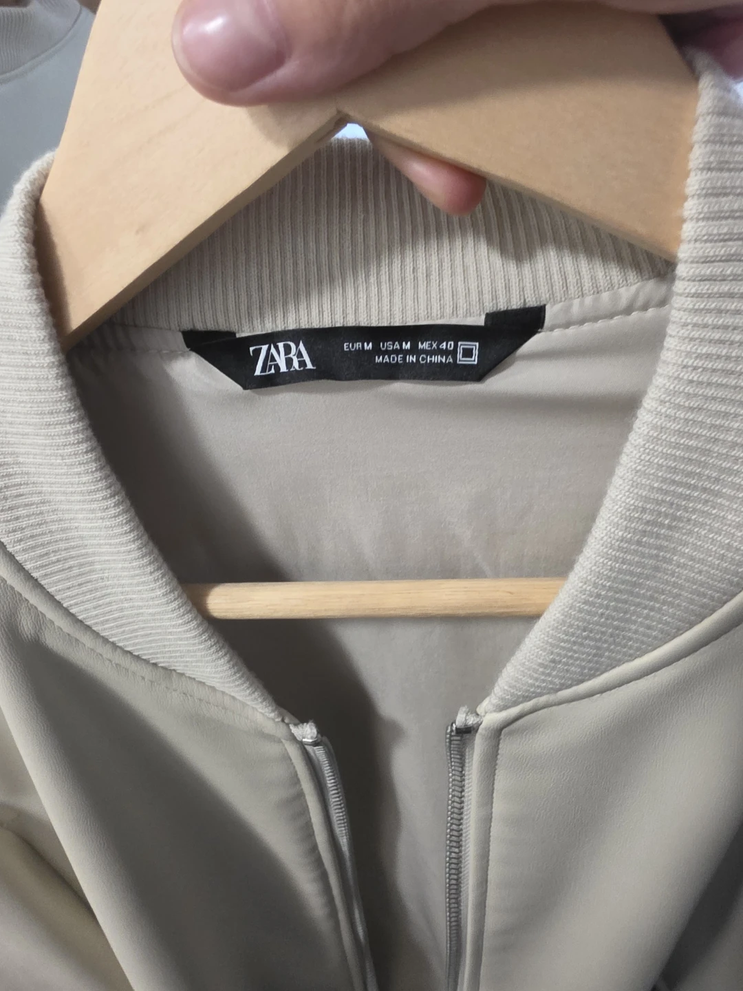 Zara Faux Leather Bomber Jacket Cream Size Medium